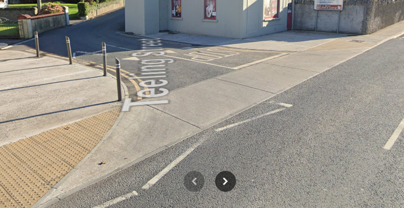 Image 9: Example junction tightening with dished kerbs and blister paving (Ballymote, Sligo)